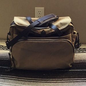 Filson Rugged Twill padded computer bag